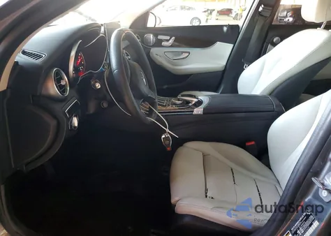 2017 Mercedes-Benz C 300 из США, поврежденный, VIN 55SWF4JB0HU203630